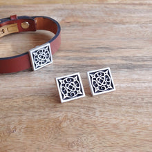 Load image into Gallery viewer, SWIRLING HEAVENS, Set of Cufflinks and Bracelet, Sterling Silver and Natural Leather