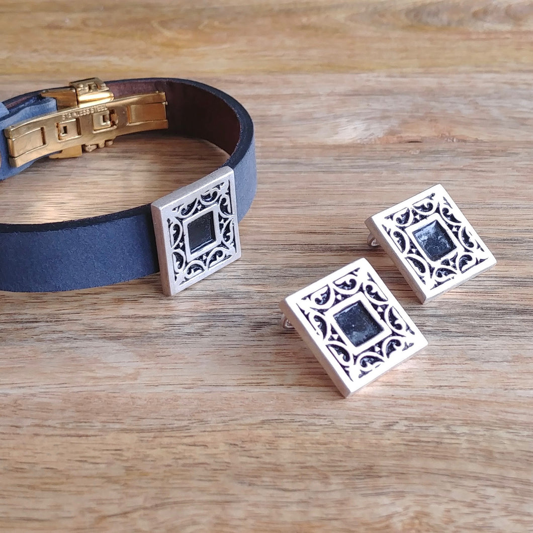 GARDEN and LIN, Set of Cufflinks and Bracelet, Sterling Silver and Natural Leather