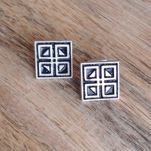 Load image into Gallery viewer, WINDOWS, Set of Cufflinks and Bracelet, Sterling Silver and Natural Leather