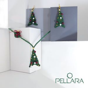 Christmas tree macrame jewellery set, Necklace and earrings, Adjustable, Handmade. Christmas gift