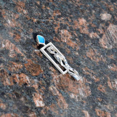 WHO KNOWS THE SECRETS OF LOVE, Pendant of Sterling Silver