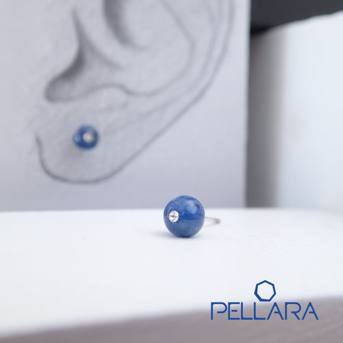 Sterling silver natural gemstone stud earrings contains a sparkling piece of Cubic Zirconia. Very light and hypo-allergenic, 6mm or 8mm beads. Kyanite