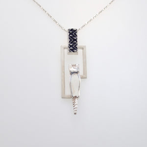 PRAYING FOR YOUR COQUETRY, Pendant of Sterling Silver