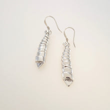 Load image into Gallery viewer, MEMORIAL OF..., Set of Pendant and Earrings, Sterling Silver