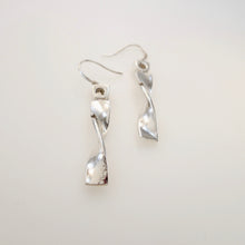 Load image into Gallery viewer, WATCH MY HEART IS DYING, Set of Pendant and Earrings, Sterling Silver