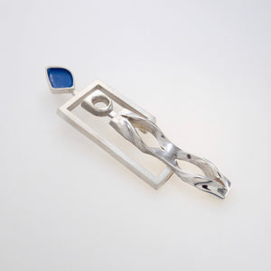 WHO KNOWS THE SECRETS OF LOVE, Pendant of Sterling Silver