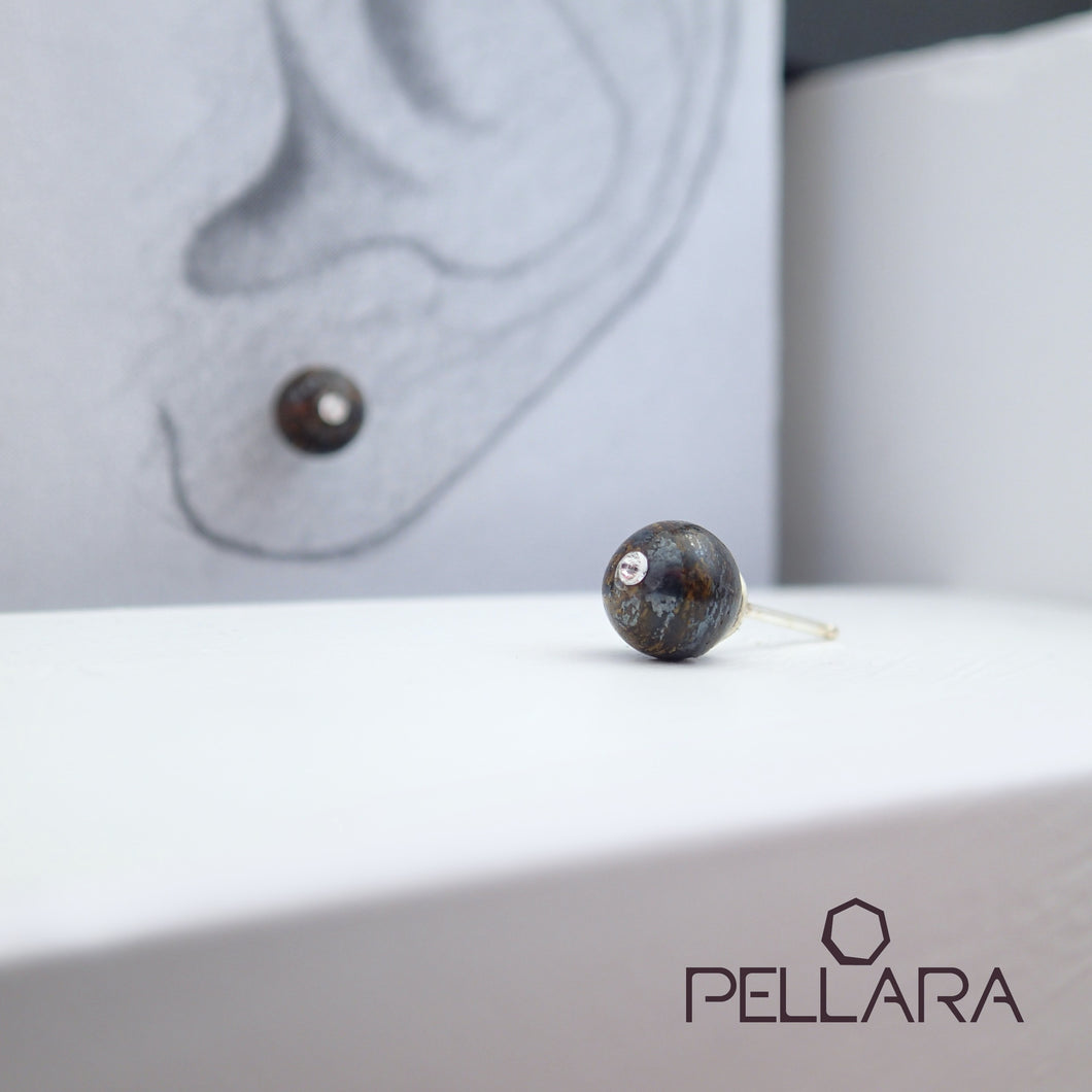 Sterling silver natural gemstone stud earrings contains a sparkling piece of Cubic Zirconia. Very light and hypo-allergenic, 6mm or 8mm beads. Bronzite