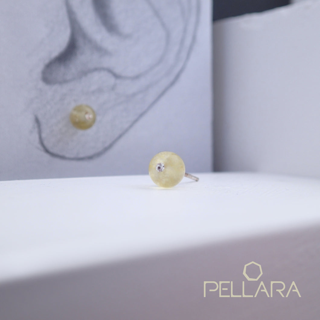 Sterling silver natural gemstone stud earrings contains a sparkling piece of Cubic Zirconia. Very light and hypo-allergenic, 6mm or 8mm beads. Citrine