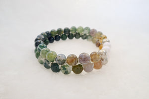 Gemstone bracelet by Pellara, shades of green in Glowing, made of White moss & Indian agate. Gemini zodiac. 8mm & 6mm