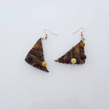 Load image into Gallery viewer, Triangle macrame earrings, Handmade in Canada, Drop earrings, Colour variation, Natural gemstones, Base alloy hooks, Camuflage Brown