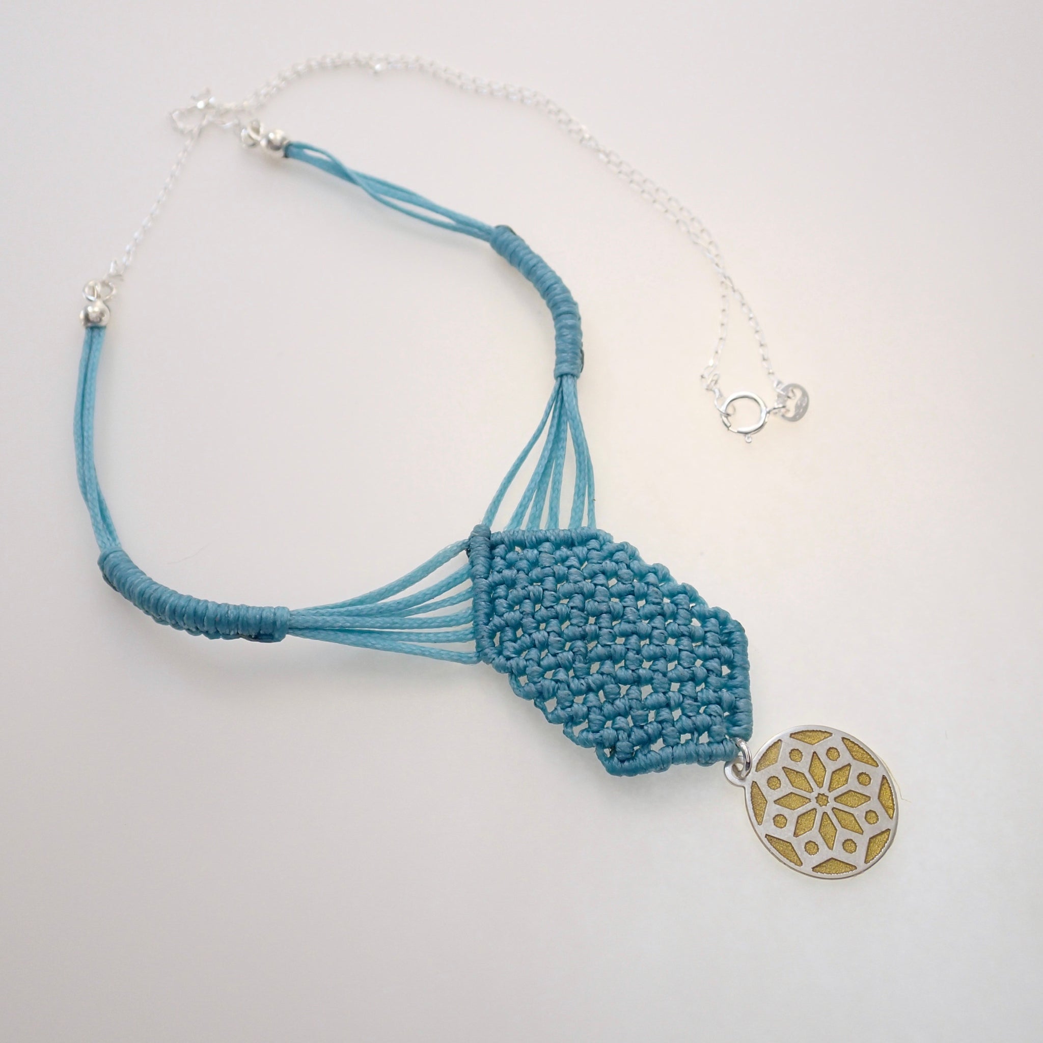 Macrame pendants discount
